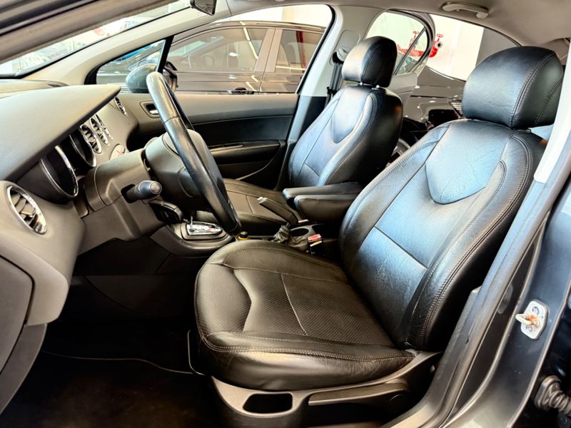 Peugeot 408 Allure 2.0 16v 2011/2012 COVEL VEICULOS ENCANTADO / Carros no Vale Peugeot 408 Allure 2.0 16v 2011/2012 COVEL VEICULOS ENCANTADO / Carros no Vale