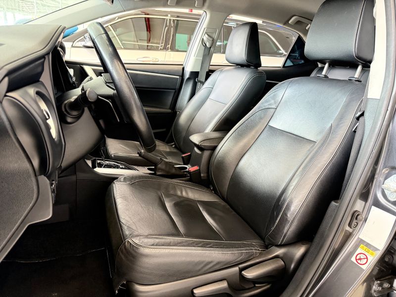 Toyota Corolla Xei 2.0 16v 2018/2019 COVEL VEICULOS ENCANTADO / Carros no Vale Toyota Corolla Xei 2.0 16v 2018/2019 COVEL VEICULOS ENCANTADO / Carros no Vale