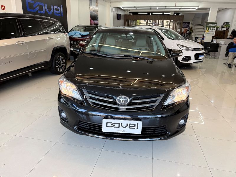 Toyota Corolla Xei 2.0 2013/2014 COVEL VEICULOS ENCANTADO / Carros no Vale