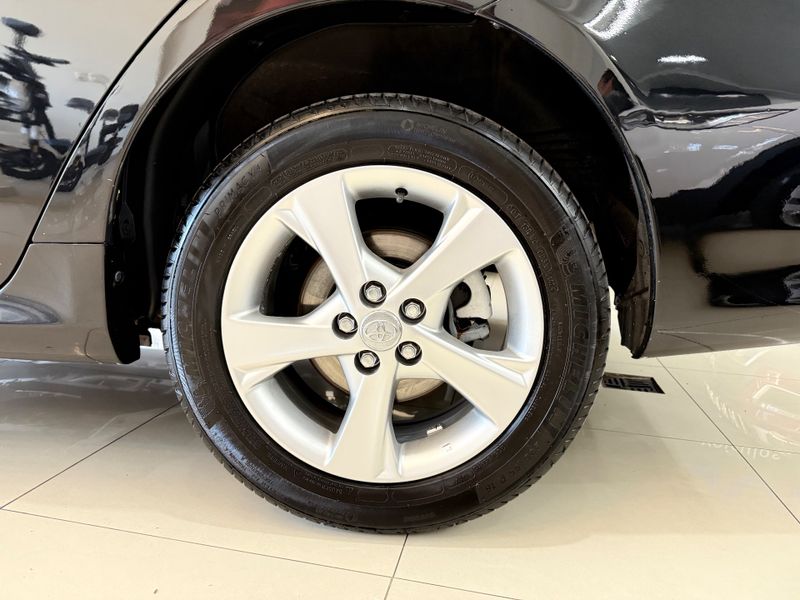 Toyota Corolla Xei 2.0 2013/2014 COVEL VEICULOS ENCANTADO / Carros no Vale