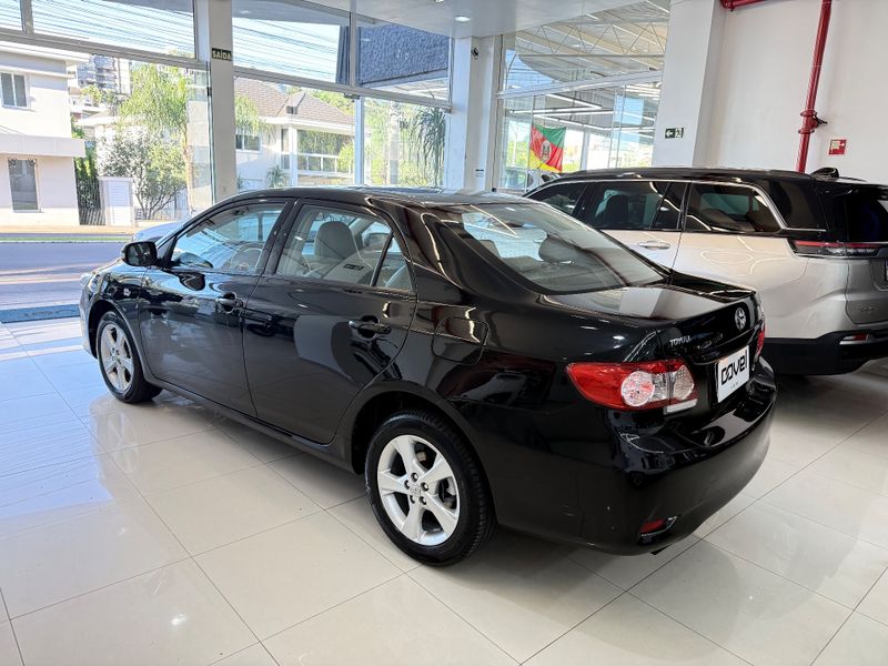 Toyota Corolla Xei 2.0 2013/2014 COVEL VEICULOS ENCANTADO / Carros no Vale