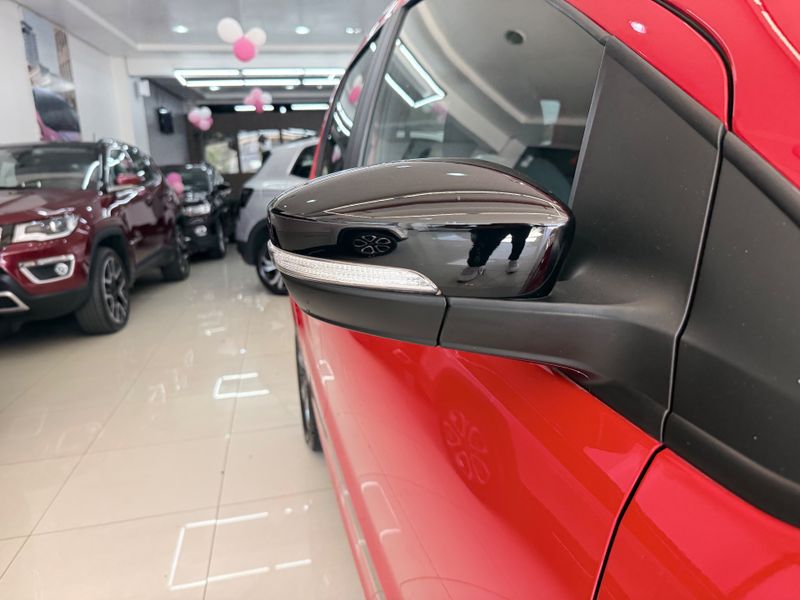 Volkswagen Fox Run 1.6 8v 2017/2017 COVEL VEICULOS ENCANTADO / Carros no Vale