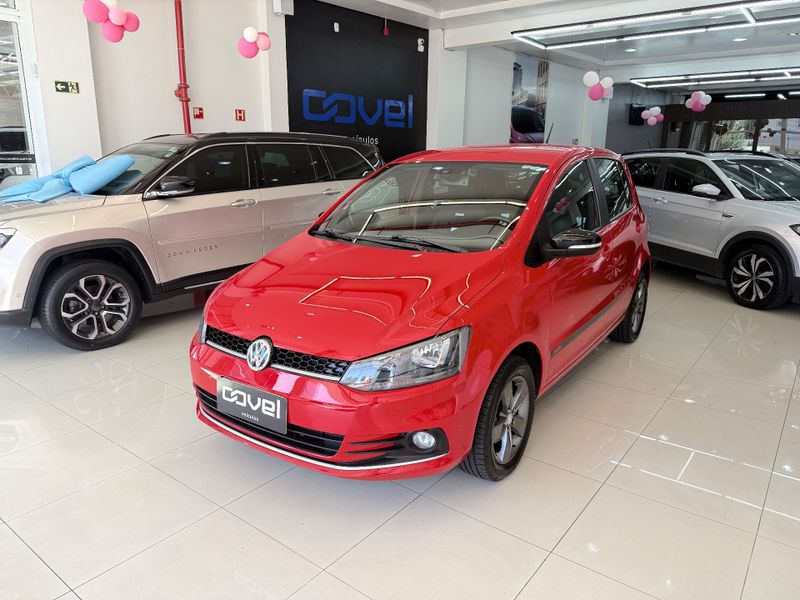 Volkswagen Fox Run 1.6 8v 2017/2017 COVEL VEICULOS ENCANTADO / Carros no Vale