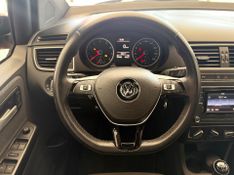 Volkswagen Fox Run 1.6 8v 2017/2017 COVEL VEICULOS ENCANTADO / Carros no Vale