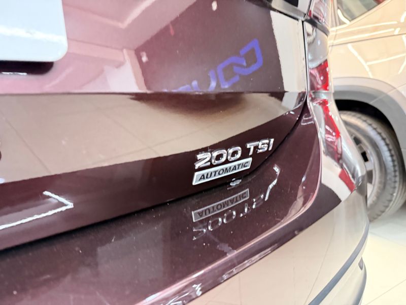 Volkswagen T-cross 1.0 200 Tsi Total 2019/2020 COVEL VEICULOS ENCANTADO / Carros no Vale Volkswagen T-cross 1.0 200 Tsi Total 2019/2020 COVEL VEICULOS ENCANTADO / Carros no Vale