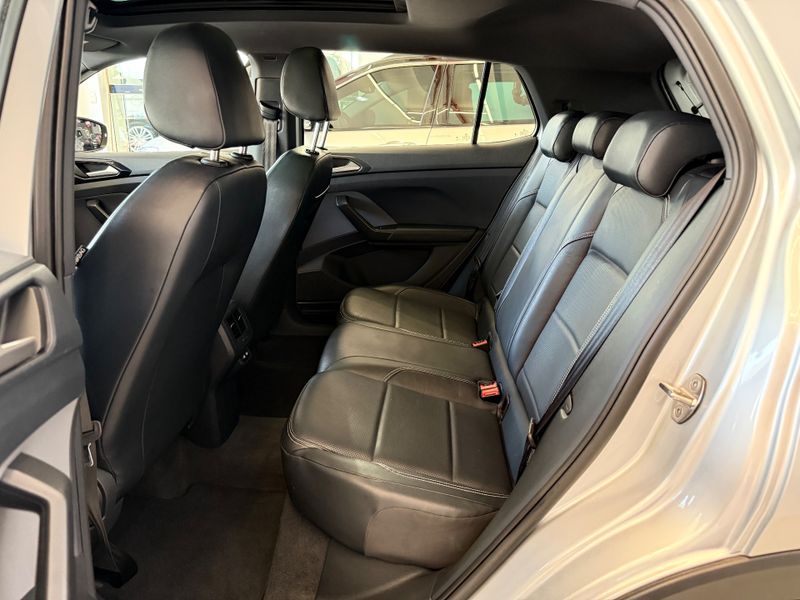 Volkswagen T-cross Comfor 200 Tsi 1.0 2023/2023 COVEL VEICULOS ENCANTADO / Carros no Vale