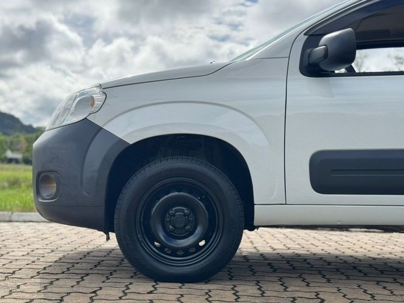 Fiat FIORINO FURGÃO ENDURANCE 1.4 2021 SÓ MOTOS E AUTOMÓVEIS SANTA CRUZ DO SUL / Carros no Vale