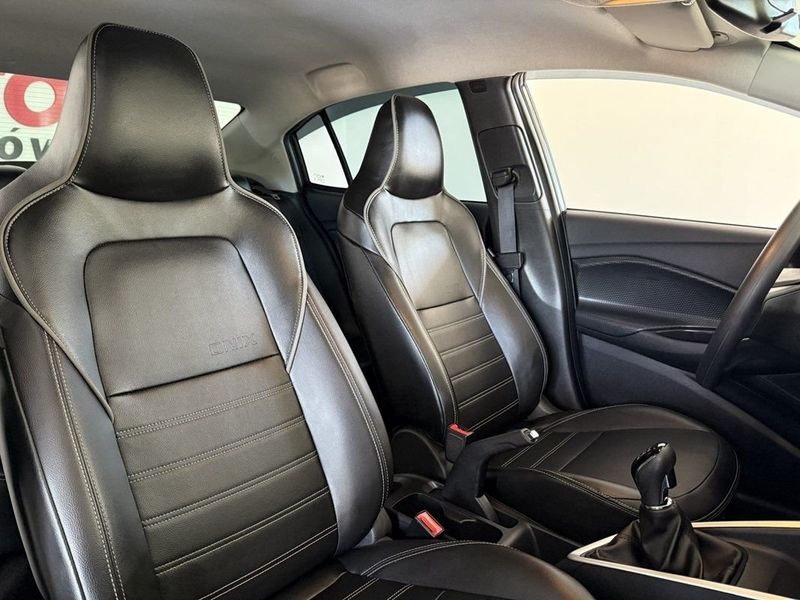 CHEVROLET ONIX SEDAN PLUS LT 1.0 TURBO MT6 2024 SÓ MOTOS E AUTOMÓVEIS SANTA CRUZ DO SUL / Carros no Vale CHEVROLET ONIX SEDAN PLUS LT 1.0 TURBO MT6 2024 SÓ MOTOS E AUTOMÓVEIS SANTA CRUZ DO SUL / Carros no Vale