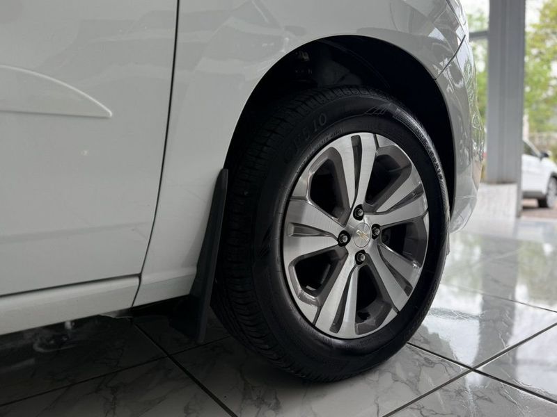 CHEVROLET SPIN PREMIER 1.8 AT6 2023 SÓ MOTOS E AUTOMÓVEIS SANTA CRUZ DO SUL / Carros no Vale CHEVROLET SPIN PREMIER 1.8 AT6 2023 SÓ MOTOS E AUTOMÓVEIS SANTA CRUZ DO SUL / Carros no Vale