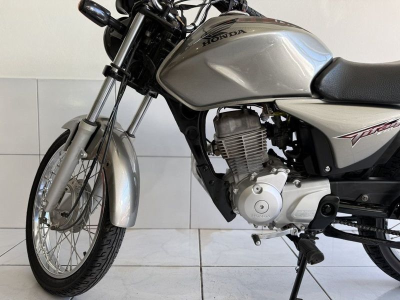 Honda Motos CG 150 TITAN ES 2008 SÓ MOTOS E AUTOMÓVEIS SANTA CRUZ DO SUL / Carros no Vale
