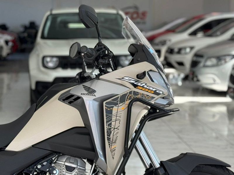 Honda SAHARA 300 ADVENTURE ABS 2025 SÓ MOTOS E AUTOMÓVEIS SANTA CRUZ DO SUL / Carros no Vale