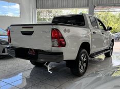 Toyota HILUX CD 2.8 TURBO 4X4 AT6 2024 SÓ MOTOS E AUTOMÓVEIS SANTA CRUZ DO SUL / Carros no Vale