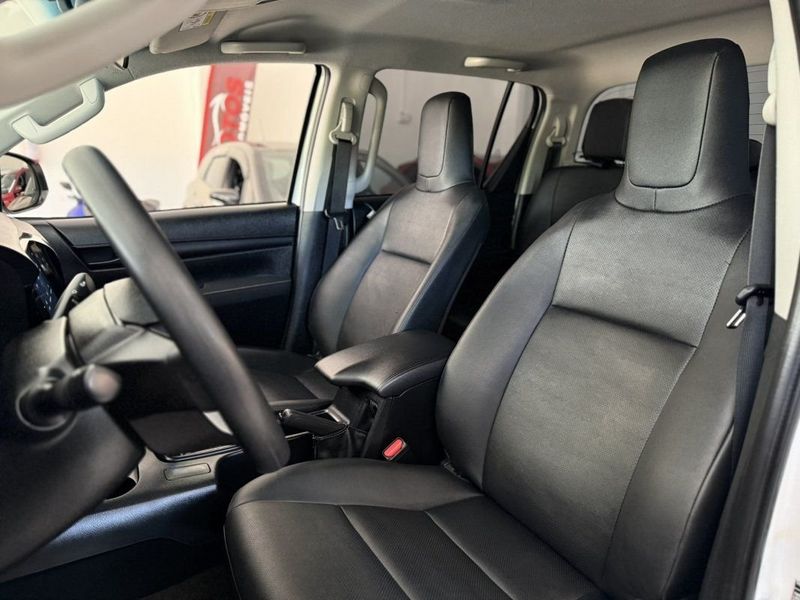 Toyota HILUX CD 2.8 TURBO 4X4 AT6 2024 SÓ MOTOS E AUTOMÓVEIS SANTA CRUZ DO SUL / Carros no Vale