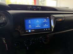 Toyota HILUX CD 2.8 TURBO 4X4 AT6 2024 SÓ MOTOS E AUTOMÓVEIS SANTA CRUZ DO SUL / Carros no Vale