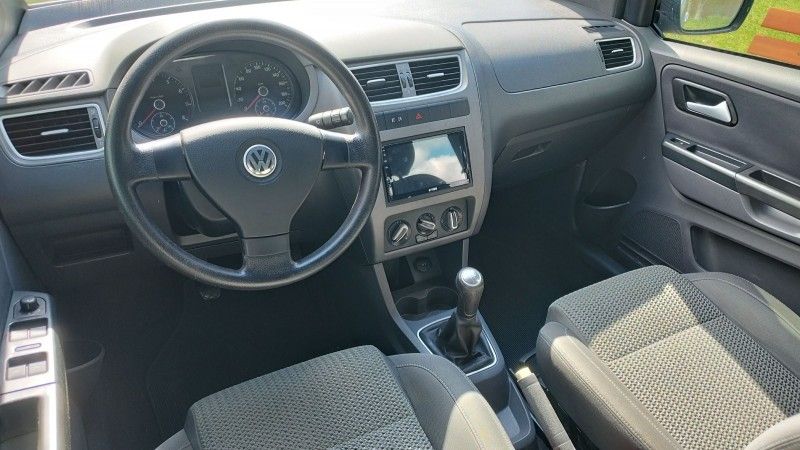 Volkswagen FOX SILVER 1.0 2012 GRASSI VEÍCULOS LAJEADO / Carros no Vale
