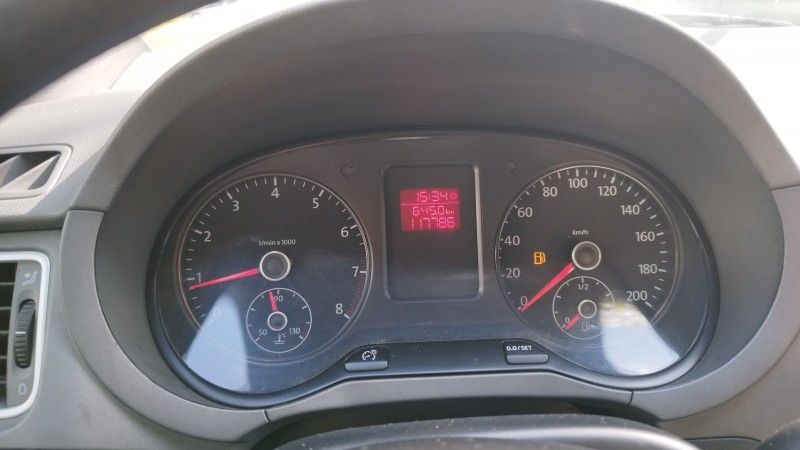 Volkswagen FOX SILVER 1.0 2012 GRASSI VEÍCULOS LAJEADO / Carros no Vale