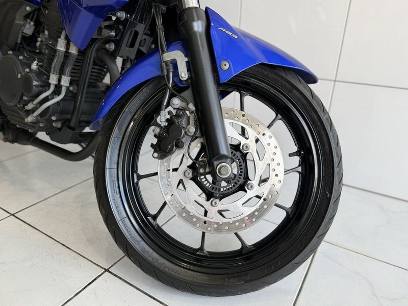 Yamaha FZ25 FAZER ABS 2023 SÓ MOTOS E AUTOMÓVEIS SANTA CRUZ DO SUL / Carros no Vale