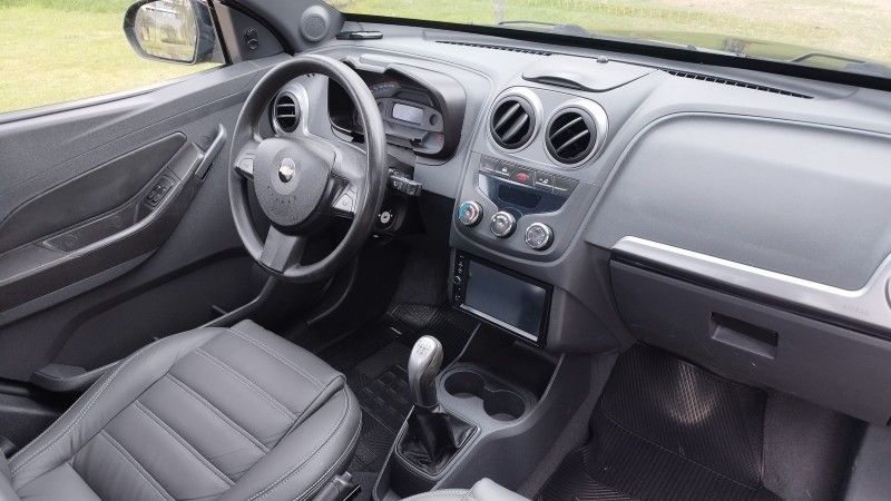 Chevrolet MONTANA SPORT 1.4 2013 GRASSI VEÍCULOS LAJEADO / Carros no Vale