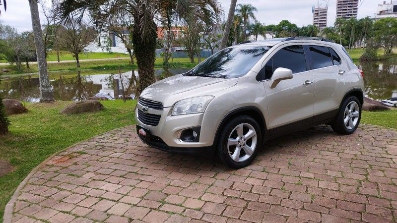 Chevrolet TRACKER LTZ 1.8 2015 GRASSI VEÍCULOS LAJEADO / Carros no Vale