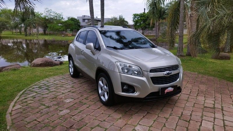 Chevrolet TRACKER LTZ 1.8 2015 GRASSI VEÍCULOS LAJEADO / Carros no Vale