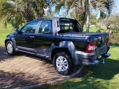 Fiat STRADA C.DUPLA ADVENTURE 1.8 2013 GRASSI VEÍCULOS LAJEADO / Carros no Vale