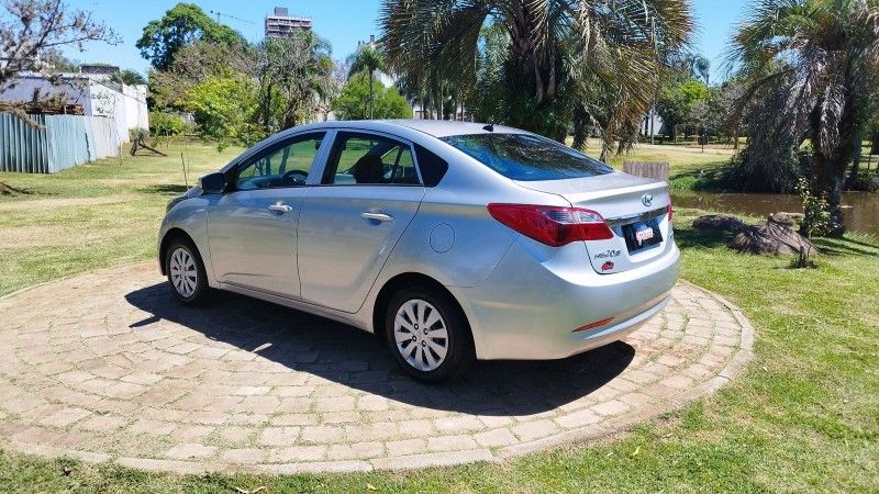 Hyundai HB20S COMFORT 1.6 2014 GRASSI VEÍCULOS LAJEADO / Carros no Vale