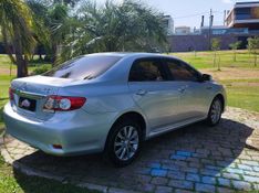Toyota COROLLA ALTIS 2.0 2012 GRASSI VEÍCULOS LAJEADO / Carros no Vale