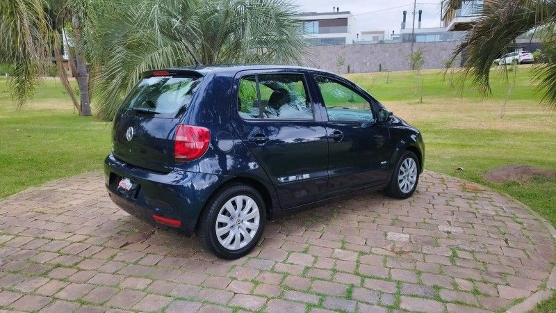 Volkswagen FOX TREND 1.0 2012 GRASSI VEÍCULOS LAJEADO / Carros no Vale
