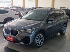 BMW X1 X DRIVE 25i 2020 HÉLIO AUTOMÓVEIS LAJEADO / Carros no Vale
