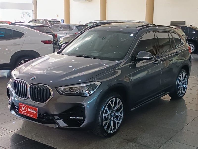 BMW X1 X DRIVE 25i 2020 HÉLIO AUTOMÓVEIS LAJEADO / Carros no Vale
