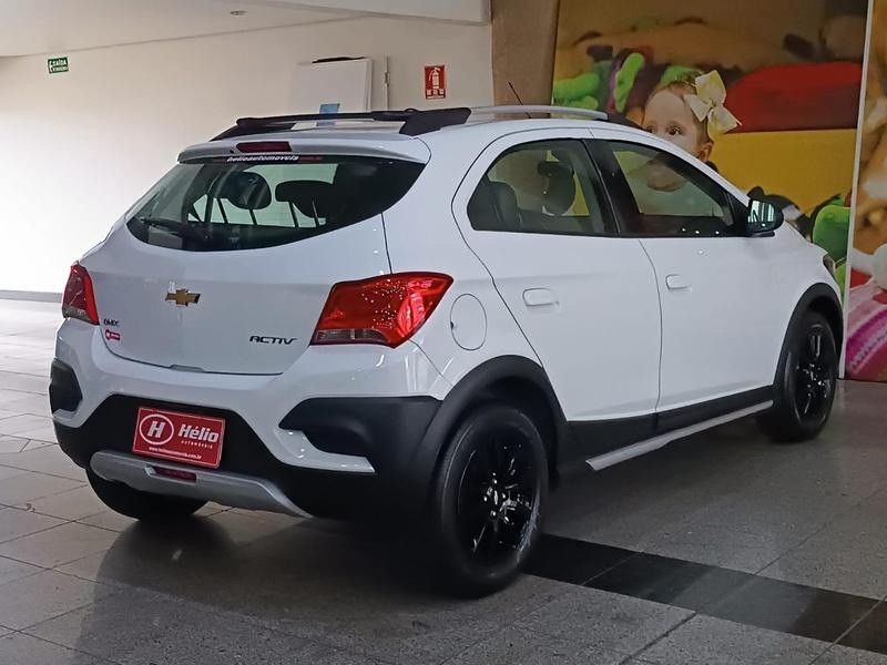 Chevrolet ONIX ACTIV 1.4 2019 HÉLIO AUTOMÓVEIS LAJEADO / Carros no Vale