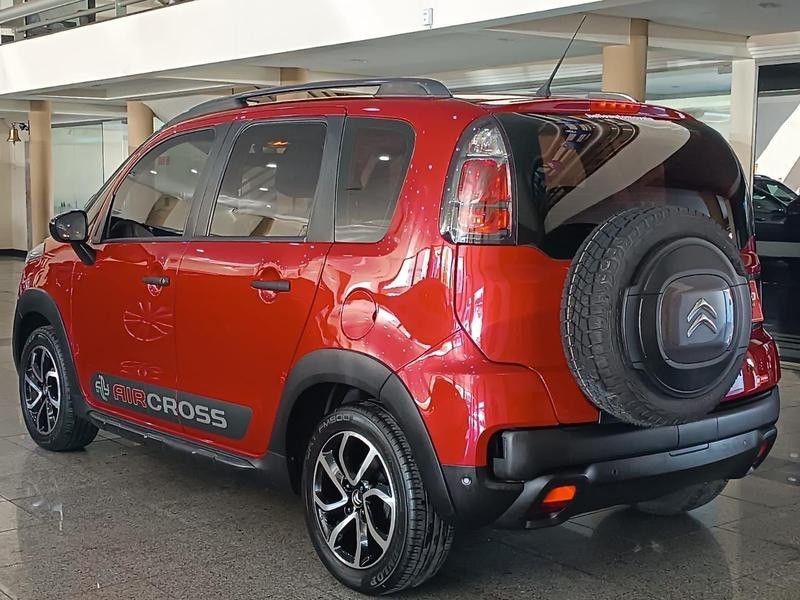Citroen AIRCROSS FEEL 1.6 2017 HÉLIO AUTOMÓVEIS LAJEADO / Carros no Vale
