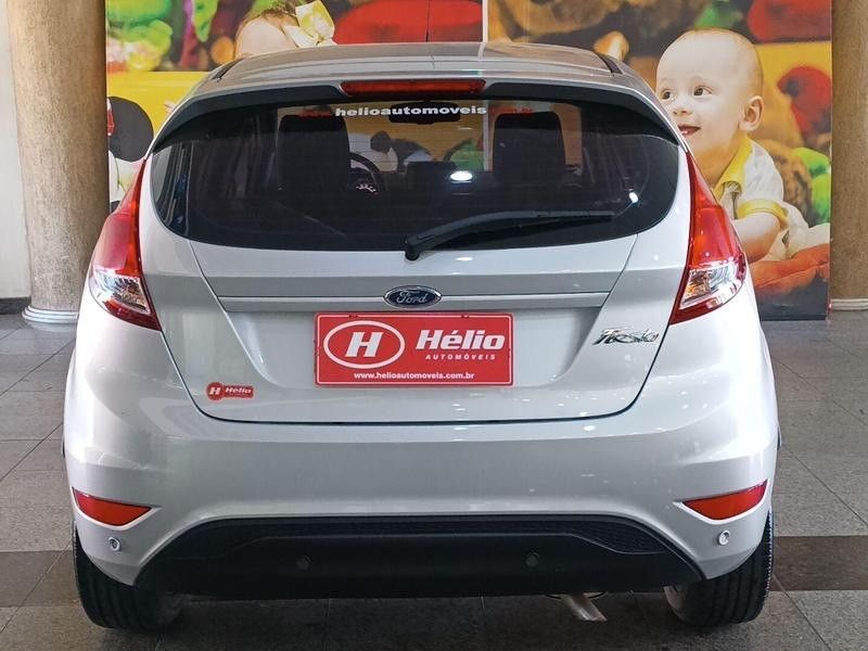 Ford FIESTA SEL 1.6 2018 HÉLIO AUTOMÓVEIS LAJEADO / Carros no Vale