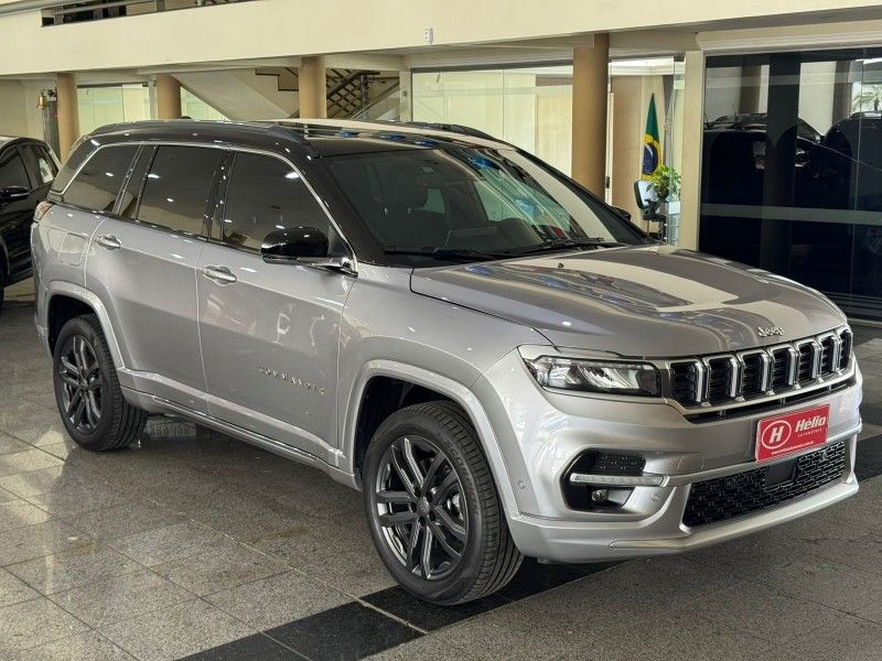 Jeep COMMANDER OVERLAND HURRICANE 2.0 4X4 2025 HÉLIO AUTOMÓVEIS LAJEADO / Carros no Vale