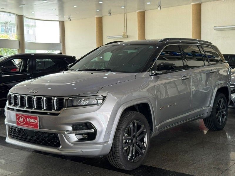 Jeep COMMANDER OVERLAND HURRICANE 2.0 4X4 2025 HÉLIO AUTOMÓVEIS LAJEADO / Carros no Vale