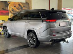 Jeep COMMANDER OVERLAND HURRICANE 2.0 4X4 2025 HÉLIO AUTOMÓVEIS LAJEADO / Carros no Vale