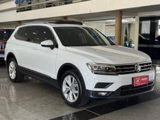 Volkswagen TIGUAN ALLSPACE COMF 250 1.4 TSI 2018 HÉLIO AUTOMÓVEIS LAJEADO / Carros no Vale