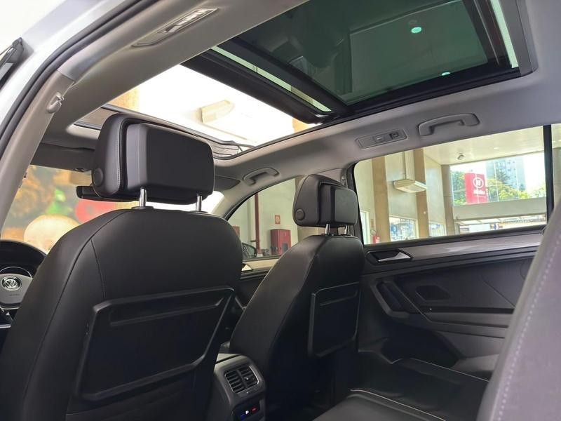 Volkswagen TIGUAN ALLSPACE COMF 250 1.4 TSI 2018 HÉLIO AUTOMÓVEIS LAJEADO / Carros no Vale