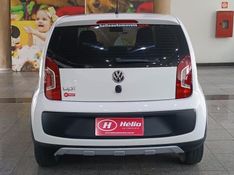 Volkswagen UP TRACK 1.0 2016 HÉLIO AUTOMÓVEIS LAJEADO / Carros no Vale
