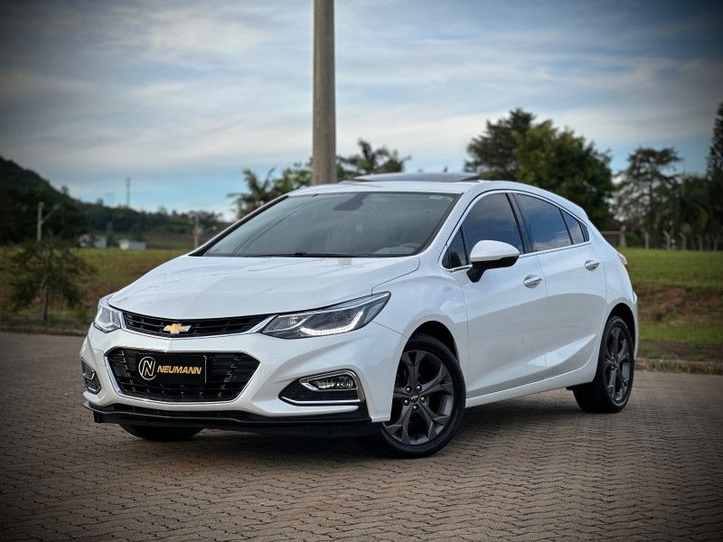 Chevrolet CRUZE LTZ SPORT 1.8 2019 NEUMANN VEÍCULOS ARROIO DO MEIO / Carros no Vale
