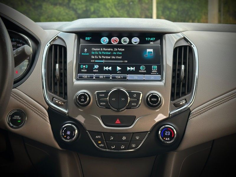 Chevrolet CRUZE LTZ SPORT 1.8 2019 NEUMANN VEÍCULOS ARROIO DO MEIO / Carros no Vale