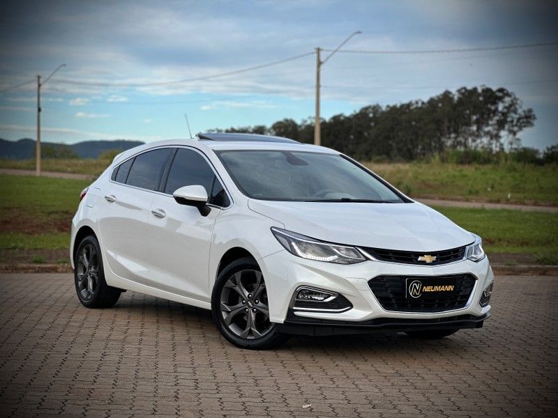 Chevrolet CRUZE LTZ SPORT 1.8 2019 NEUMANN VEÍCULOS ARROIO DO MEIO / Carros no Vale