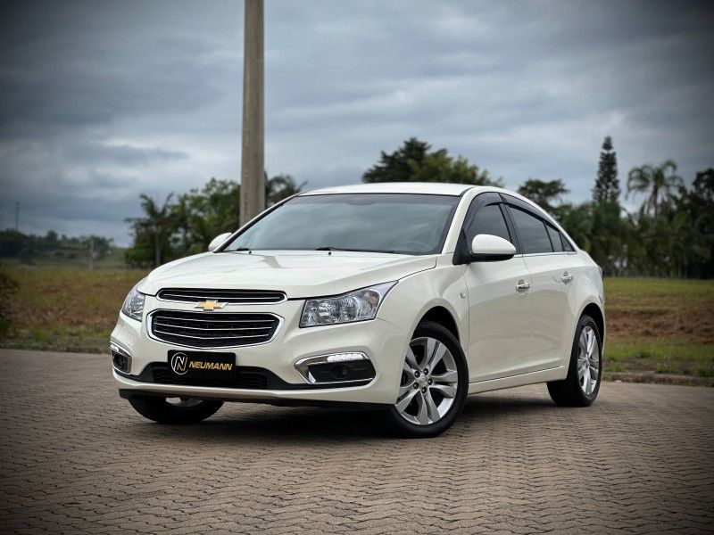 Chevrolet CRUZE SEDAN LTZ 1.8 2015 NEUMANN VEÍCULOS ARROIO DO MEIO / Carros no Vale Chevrolet CRUZE SEDAN LTZ 1.8 2015 NEUMANN VEÍCULOS ARROIO DO MEIO / Carros no Vale