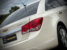 Chevrolet CRUZE SEDAN LTZ 1.8 2015 NEUMANN VEÍCULOS ARROIO DO MEIO / Carros no Vale