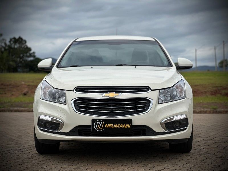 Chevrolet CRUZE SEDAN LTZ 1.8 2015 NEUMANN VEÍCULOS ARROIO DO MEIO / Carros no Vale Chevrolet CRUZE SEDAN LTZ 1.8 2015 NEUMANN VEÍCULOS ARROIO DO MEIO / Carros no Vale