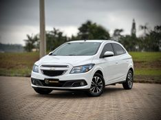 Chevrolet ONIX LTZ 1.4 2013 NEUMANN VEÍCULOS ARROIO DO MEIO / Carros no Vale