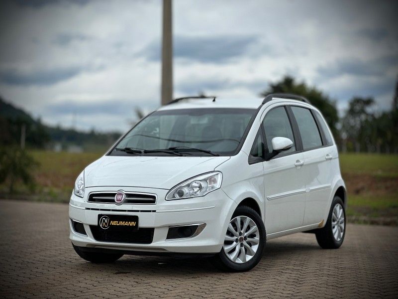 Fiat IDEA ATTRACTIVE 1.4 2014 NEUMANN VEÍCULOS ARROIO DO MEIO / Carros no Vale
