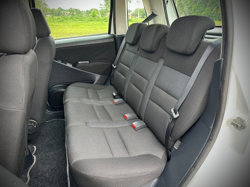 Fiat IDEA ATTRACTIVE 1.4 2014 NEUMANN VEÍCULOS ARROIO DO MEIO / Carros no Vale