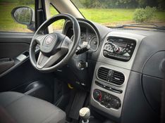 Fiat IDEA ATTRACTIVE 1.4 2014 NEUMANN VEÍCULOS ARROIO DO MEIO / Carros no Vale