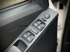 Fiat IDEA ATTRACTIVE 1.4 2014 NEUMANN VEÍCULOS ARROIO DO MEIO / Carros no Vale